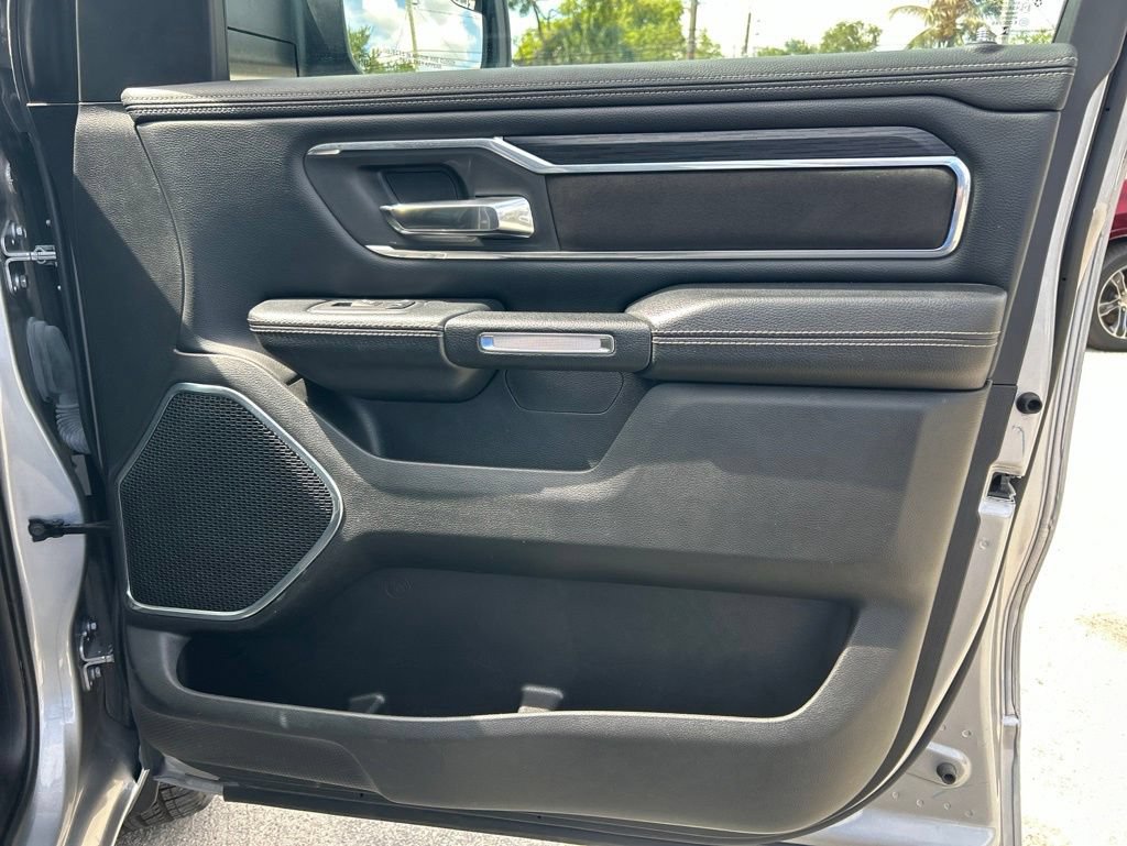 Used 2024 RAM 1500 Laramie RWD image 27
