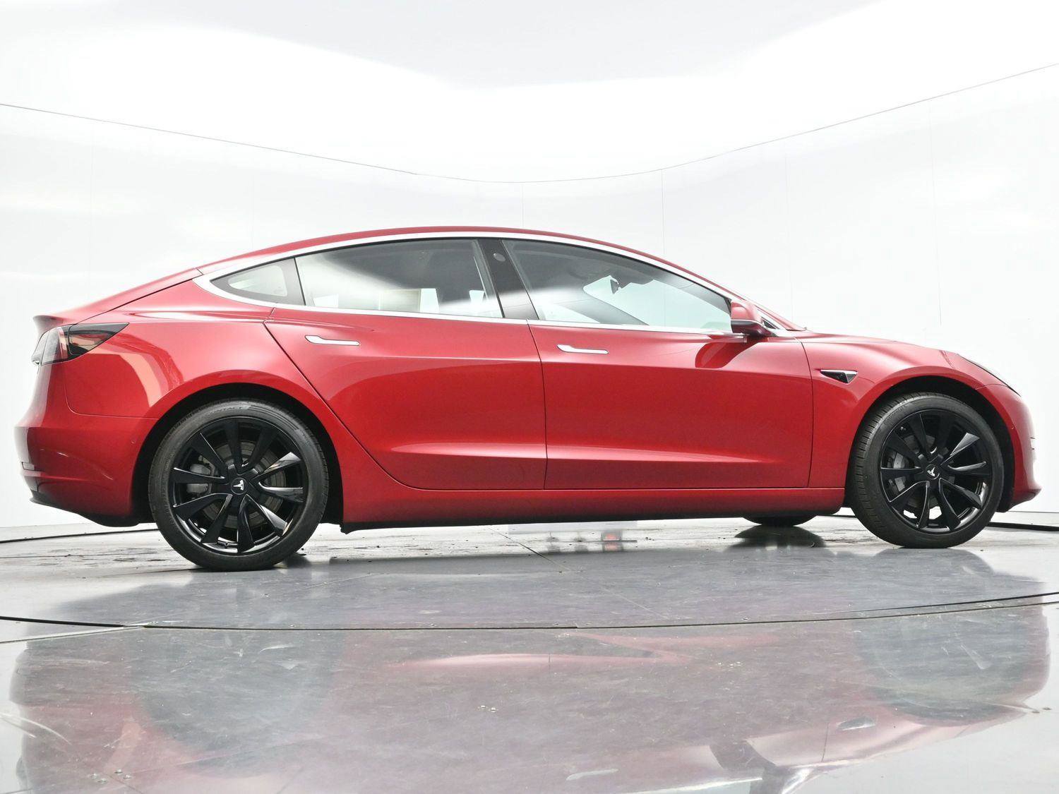 Used 2018 Tesla Model 3 Long Range image 45