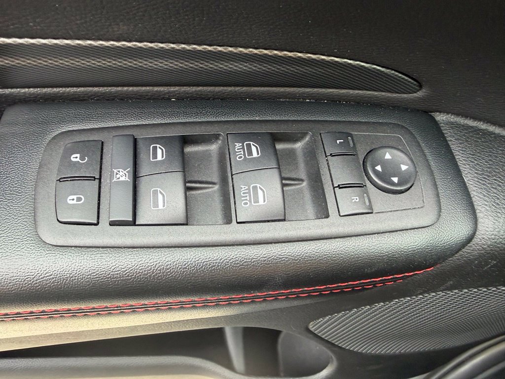 Used 2025 Dodge Durango GT AWD/4WD image 29