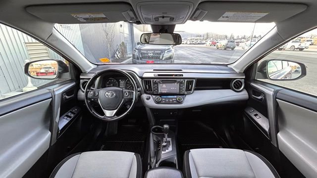 Used 2018 Toyota RAV4 XLE image 12