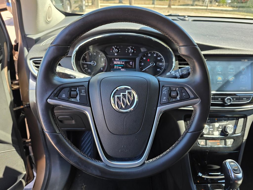 Used 2019 Buick Encore Sport Touring image 29
