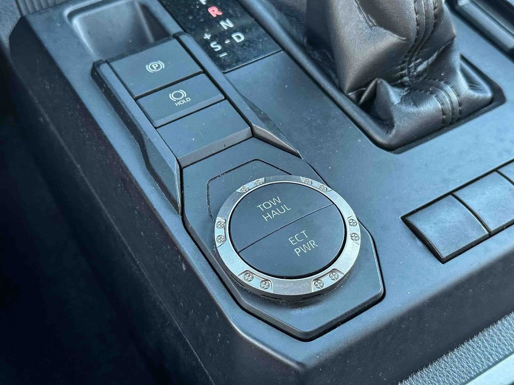 Used 2024 Toyota Tacoma SR5 image 34
