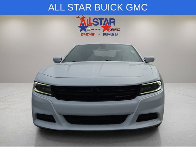 Used 2020 Dodge Charger SXT image 2