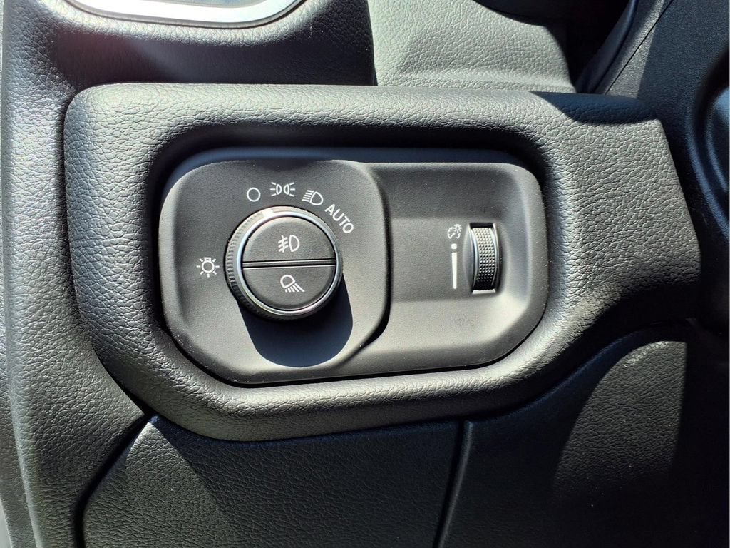 New 2026 RAM 2500 Big Horn AWD/4WD image 20