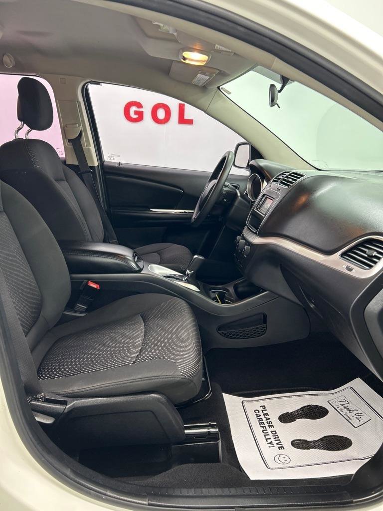 Used 2014 Dodge Journey American Value Package w/ Flexible Seating Group FWD image 22