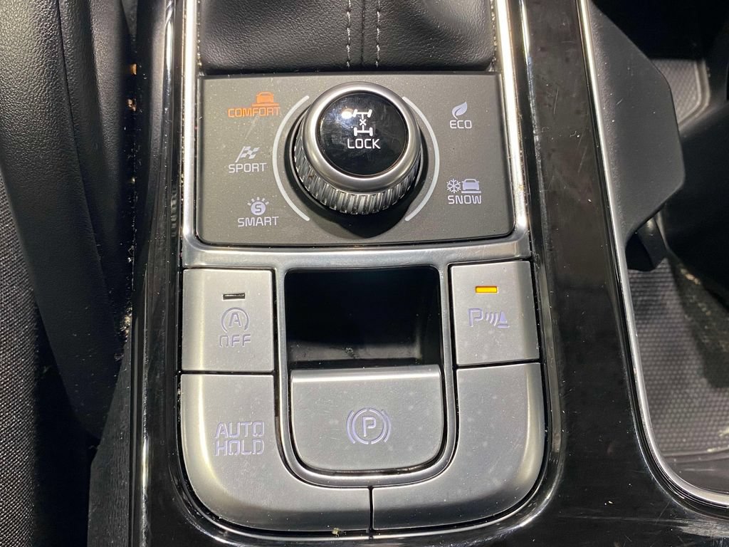 Used 2024 Kia Telluride LX AWD/4WD image 35