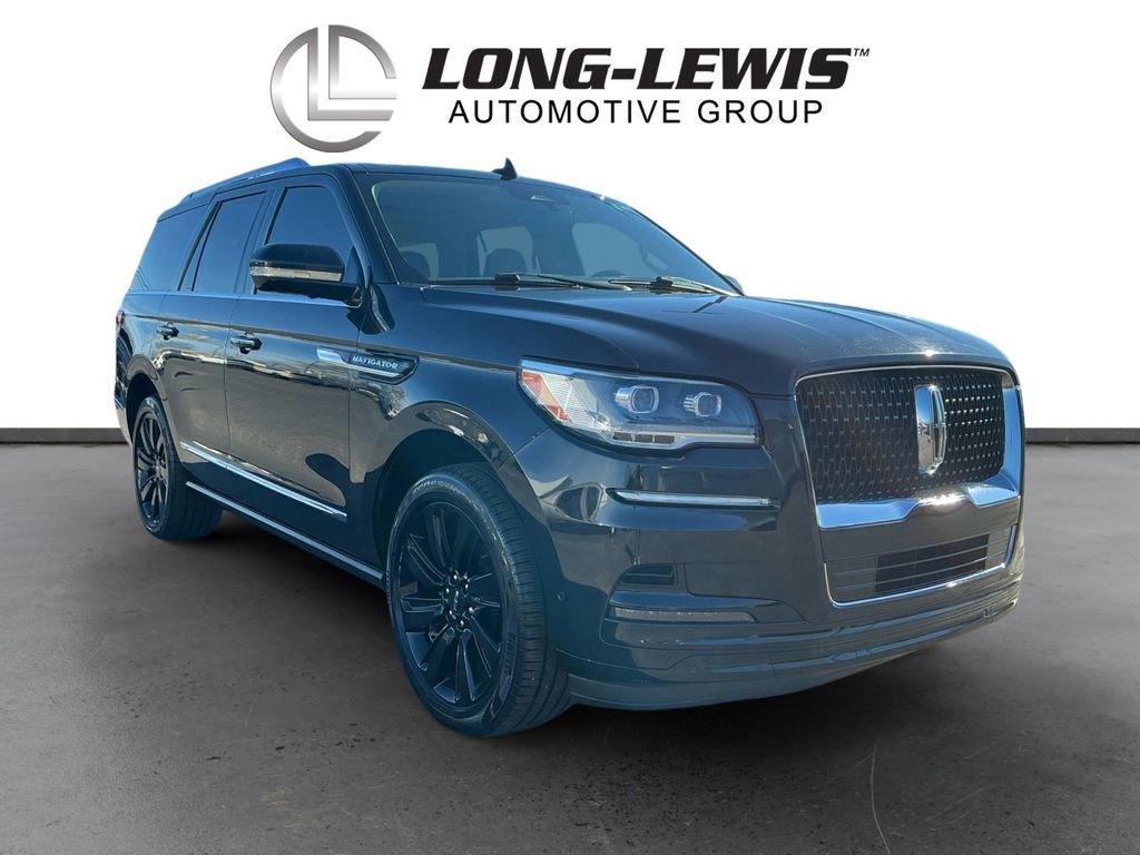 Used 2022 Lincoln Navigator Reserve image 10