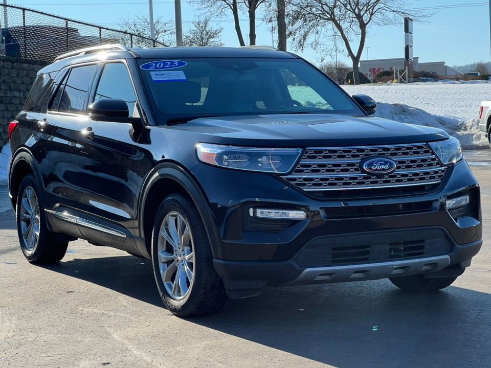 Certified 2023 Ford Explorer Limited w/ Limited Technology Package image 38