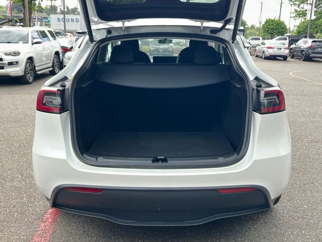 Used 2025 Tesla Model Y Long Range AWD/4WD image 12