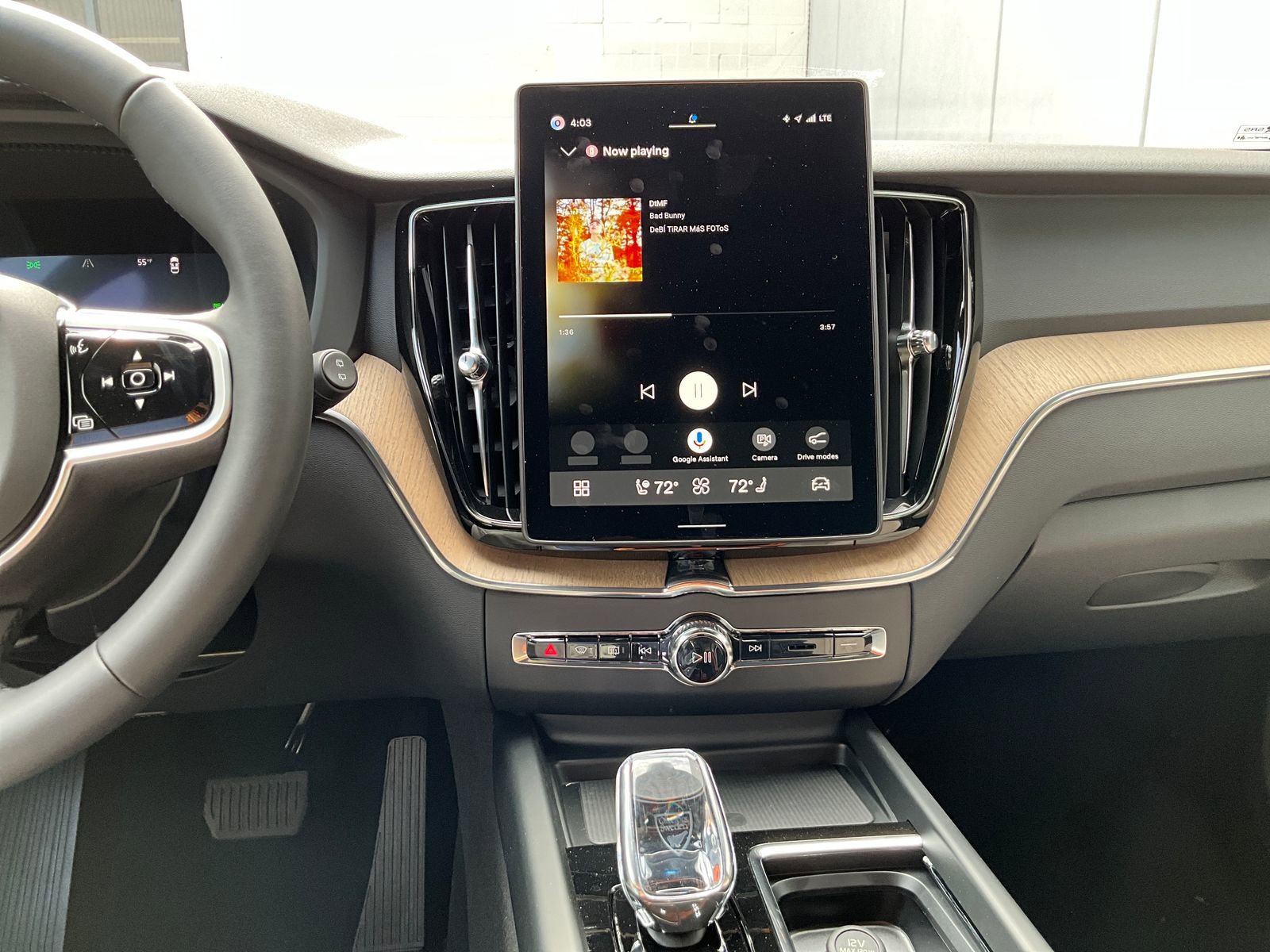 New 2026 Volvo XC60 T8 Plus w/ Climate Package AWD/4WD image 17
