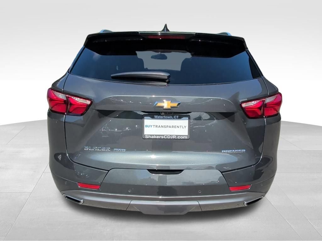 Used 2019 Chevrolet Blazer Premier w/ Sun and Wheels Package AWD/4WD image 4