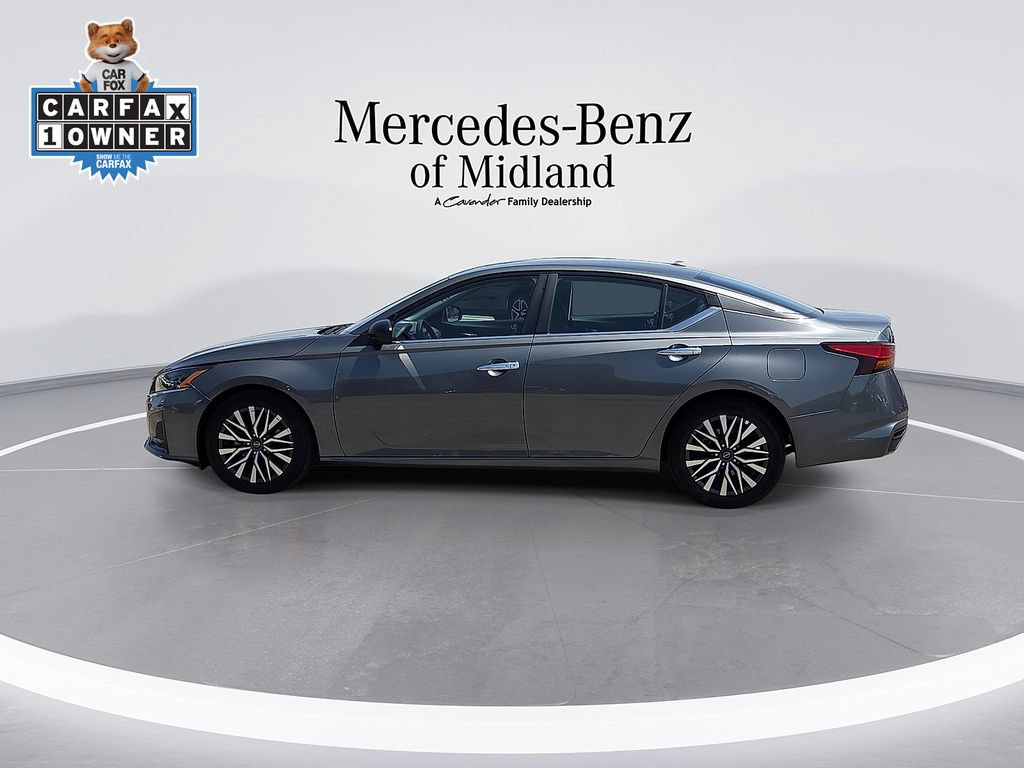 Used 2025 Nissan Altima 2.5 SV FWD image 5