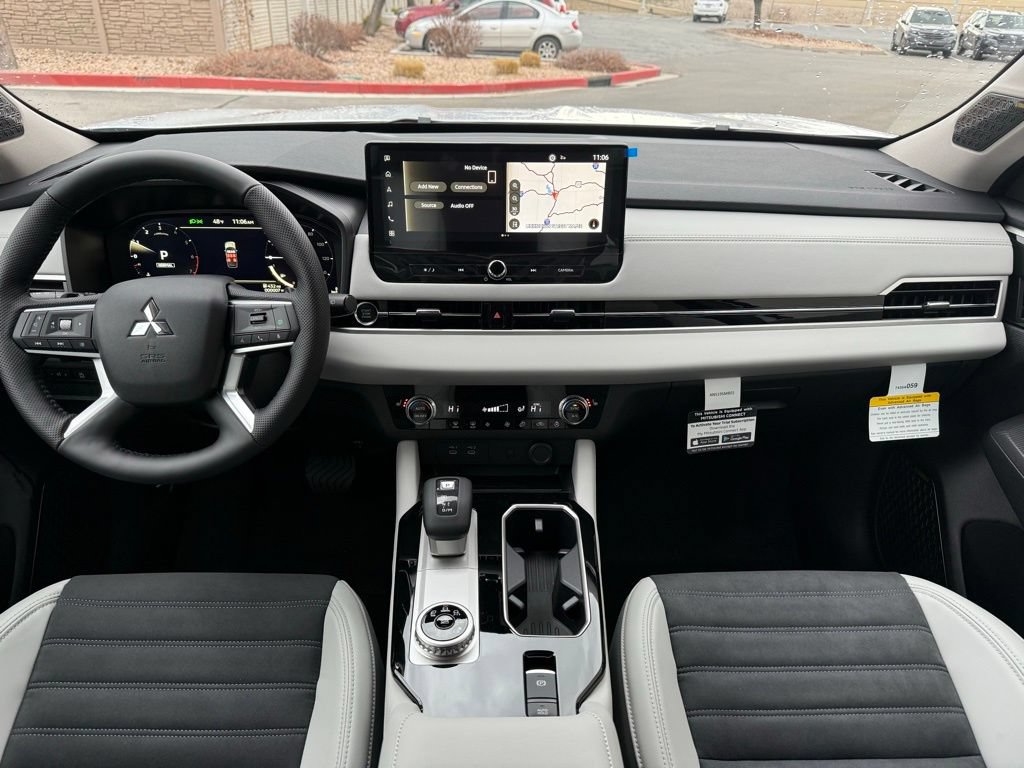 New 2026 Mitsubishi Outlander SE FWD image 14