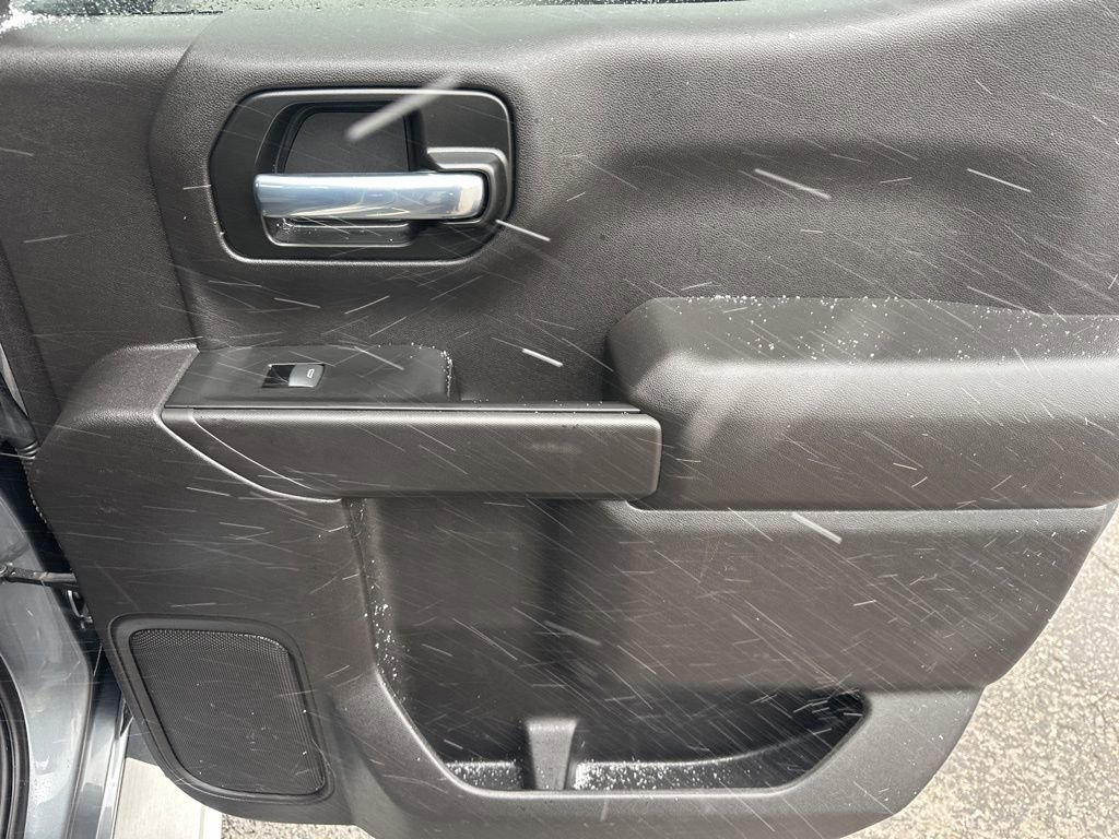Used 2022 Chevrolet Silverado 1500 Custom image 24