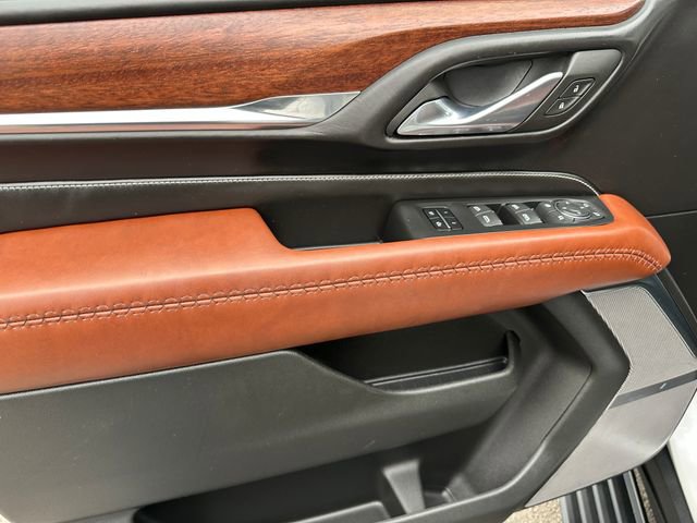 Used 2023 GMC Yukon XL Denali Ultimate image 27