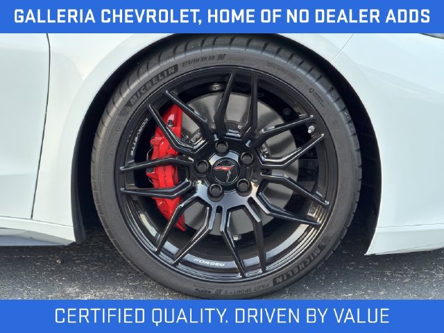 Used 2024 Chevrolet Corvette Z06 RWD image 4
