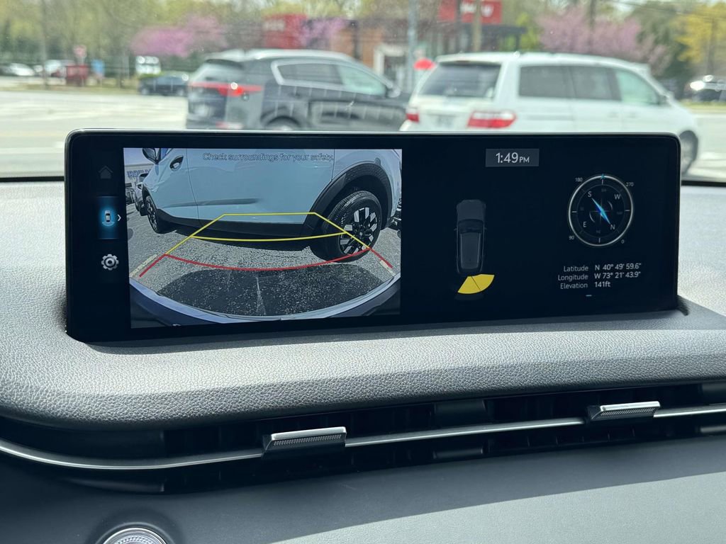 Certified 2025 Genesis GV70 2.5T AWD/4WD image 25