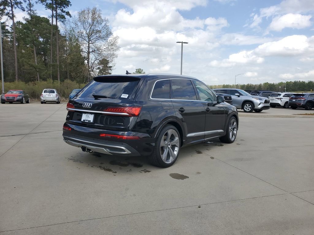 Used 2021 Audi Q7 3.0T Prestige w/ Prestige Package image 3