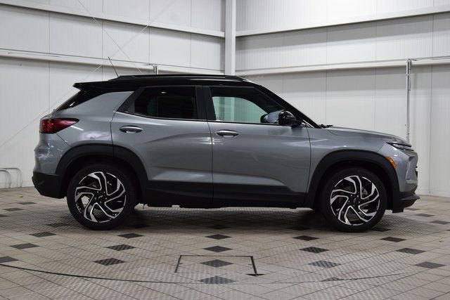 New 2026 Chevrolet TrailBlazer RS w/ Convenience Package FWD image 9