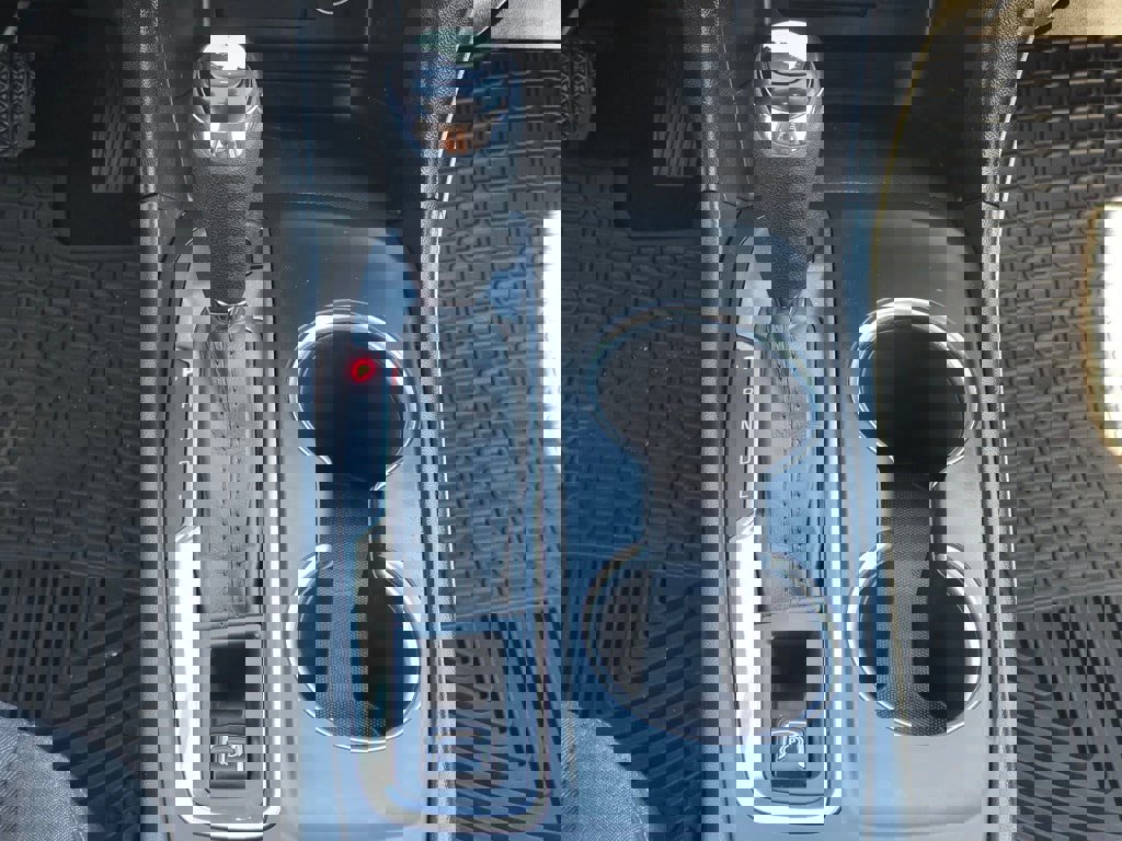 Used 2021 Chevrolet Equinox LT image 14