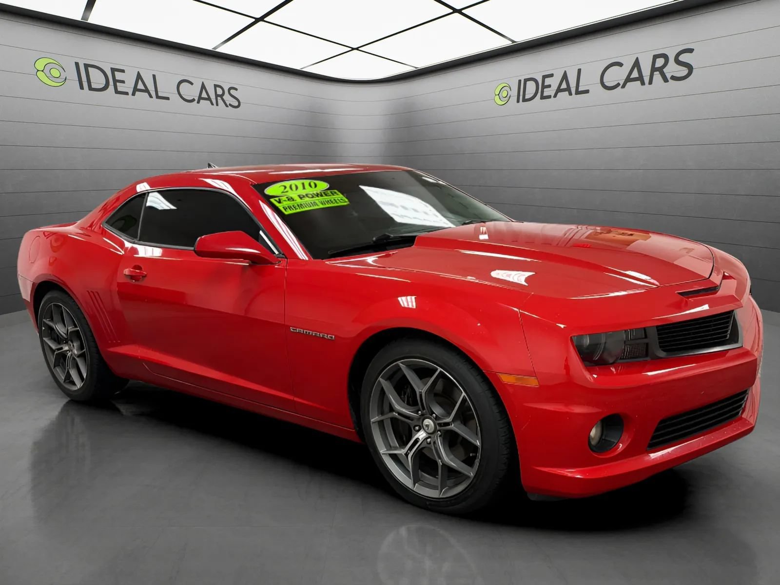 Used 2010 Chevrolet Camaro SS w/ RS Package RWD image 3