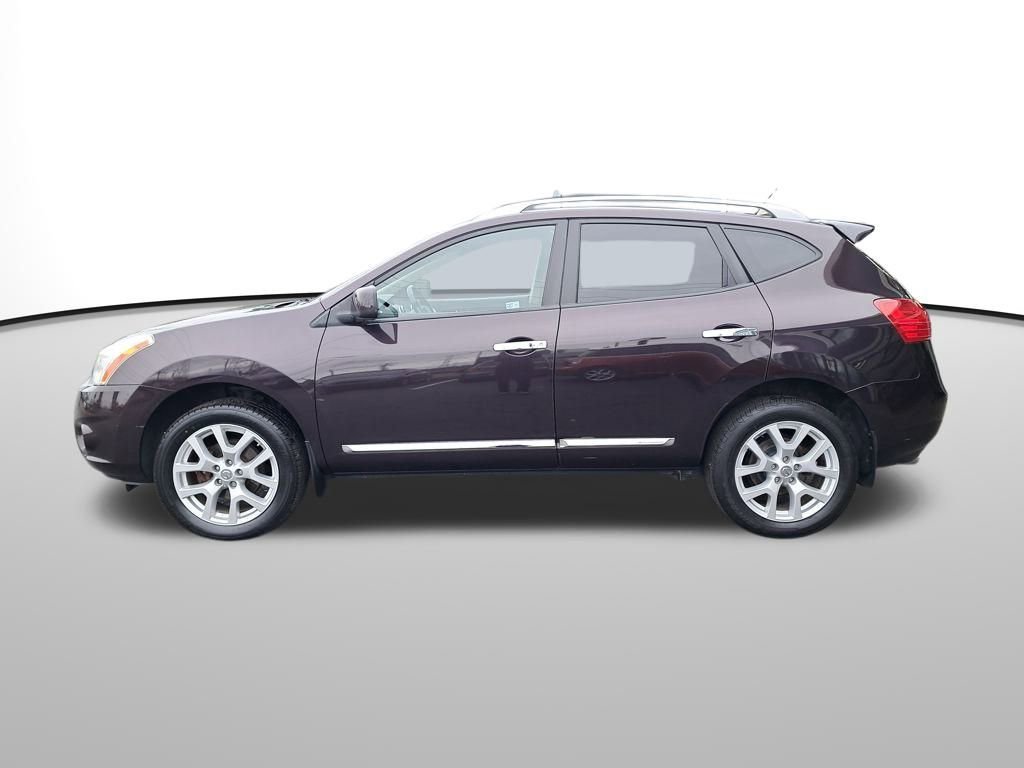 Used 2011 Nissan Rogue SV w/ SL Pkg image 2