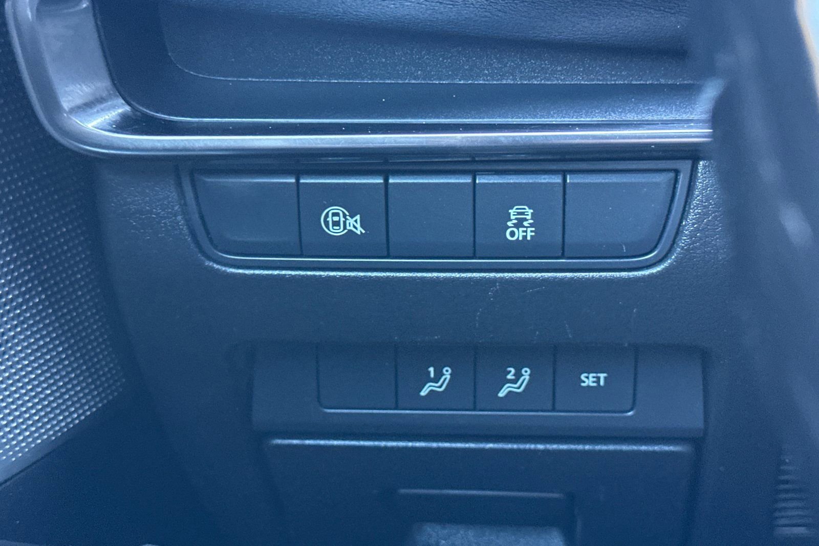 Used 2025 MAZDA MAZDA3 2.5 S Hatchback w/ Premium Pkg image 41