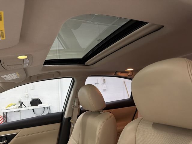 Used 2016 Nissan Altima 2.5 SL w/ 2.5 Technology Package image 22