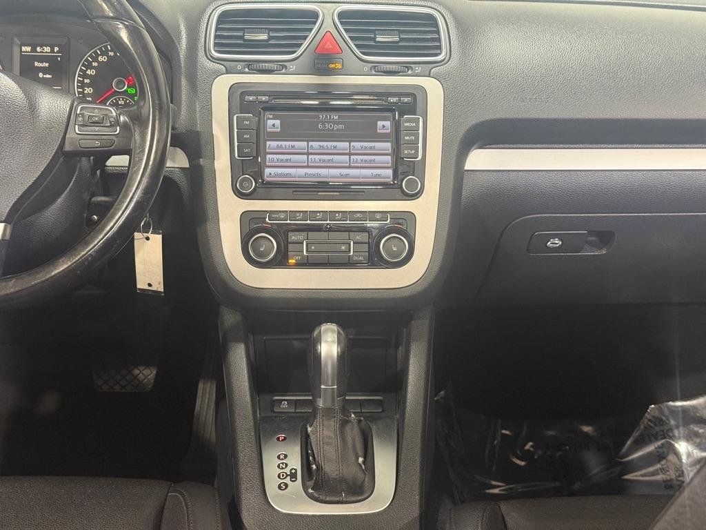 Used 2012 Volkswagen Eos Komfort FWD image 34