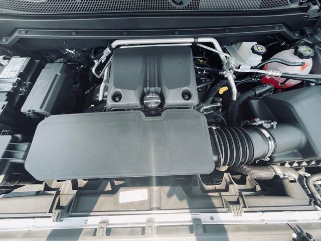 New 2025 GMC Canyon AT4 w/ Nightfall Edition image 33