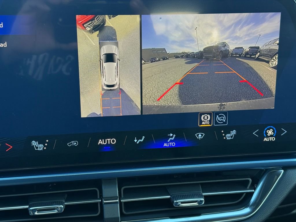 New 2026 Chevrolet Equinox EV LT image 19