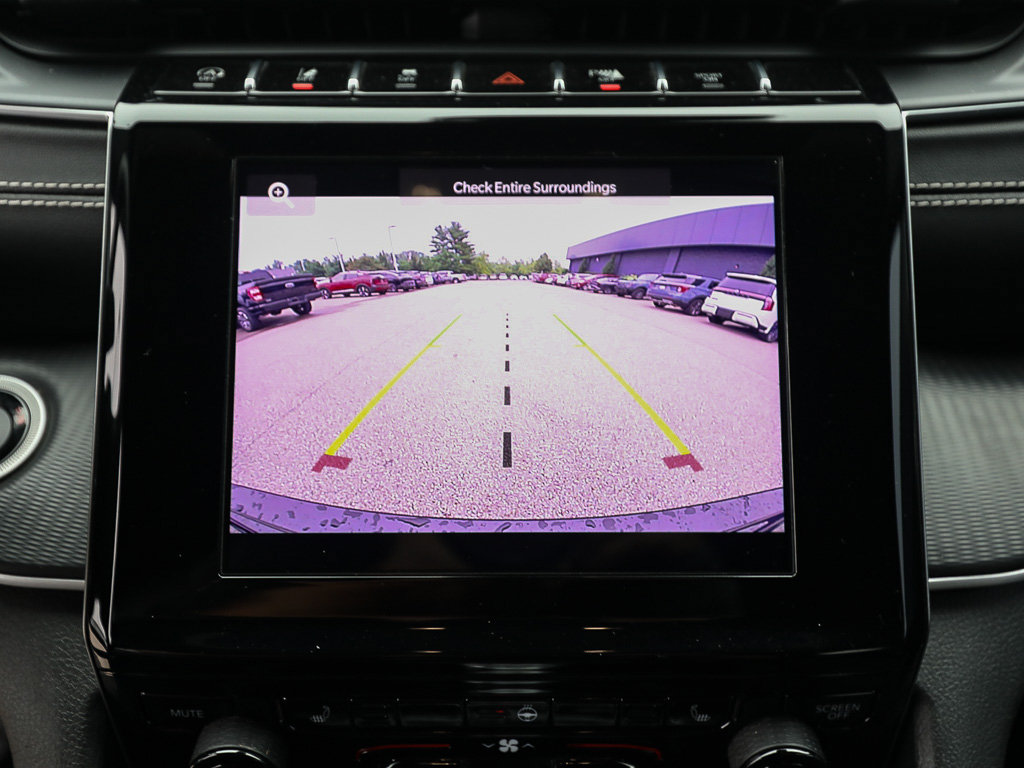 Used 2023 Jeep Grand Cherokee Altitude AWD/4WD image 17