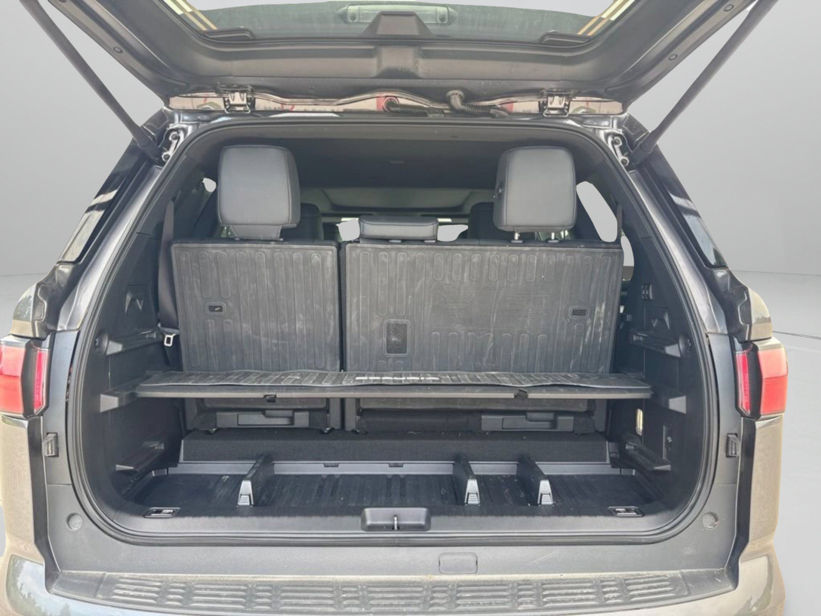 Certified 2025 Toyota Sequoia Platinum AWD/4WD image 8