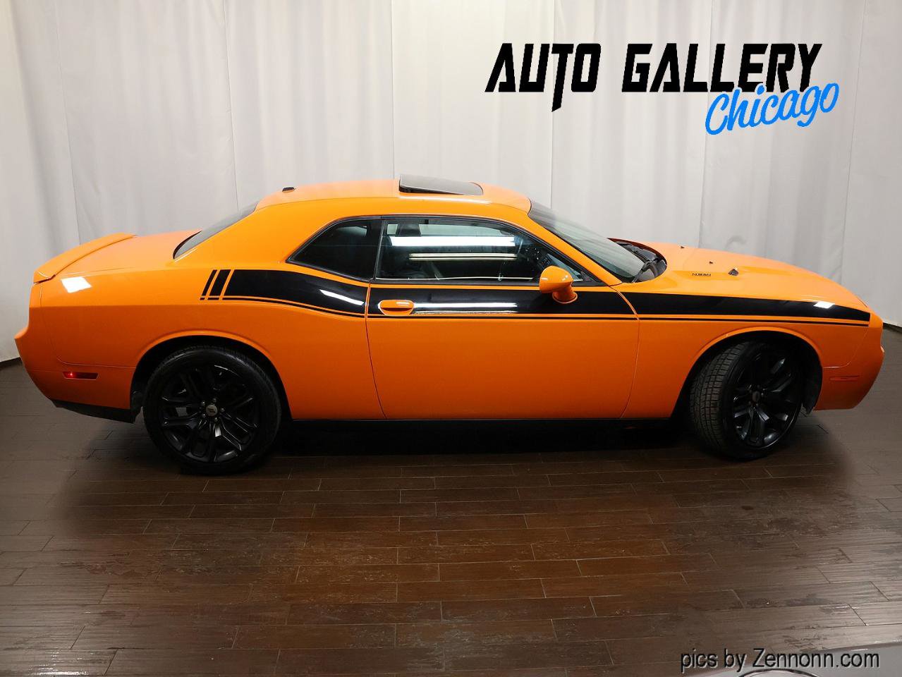Used 2014 Dodge Challenger R/T Plus RWD image 10