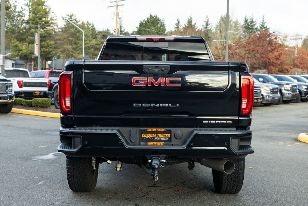 Used 2022 GMC Sierra 2500 Denali w/ Denali Black Diamond Edition image 5