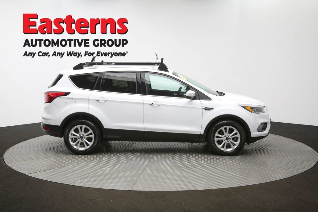 Used 2019 Ford Escape SE image 46