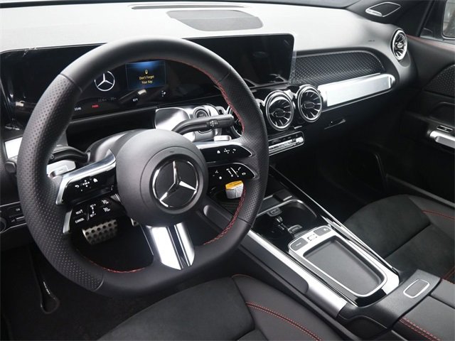 Certified 2024 Mercedes-Benz GLB 250 image 20