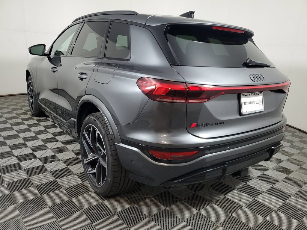 New 2027 Audi SQ6 e-tron Premium Plus AWD/4WD image 4
