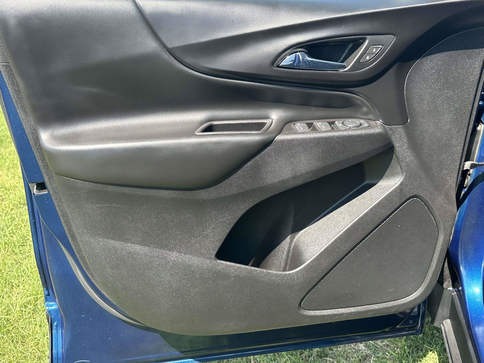 Used 2019 Chevrolet Equinox LT FWD image 15