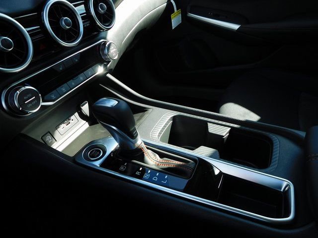 Used 2025 Nissan Sentra SR image 25