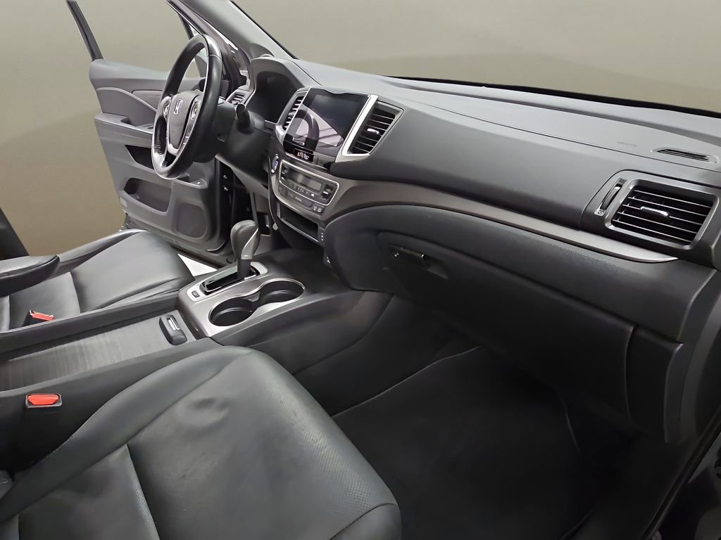 Used 2017 Honda Ridgeline RTL-T image 18