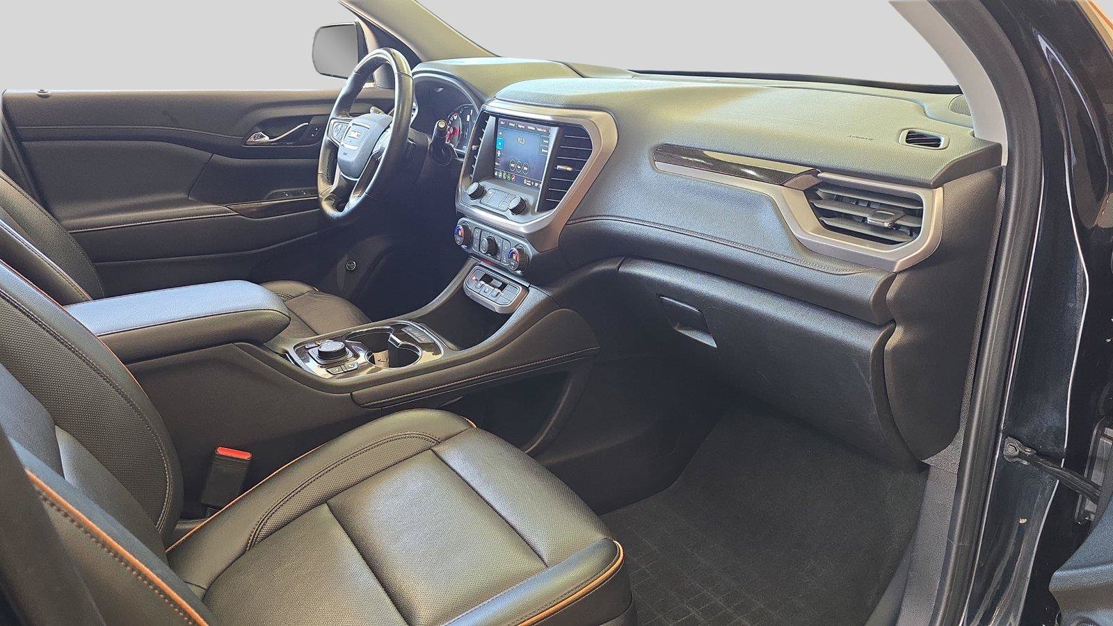 Used 2023 GMC Acadia AT4 w/ Technology Package AWD/4WD image 15