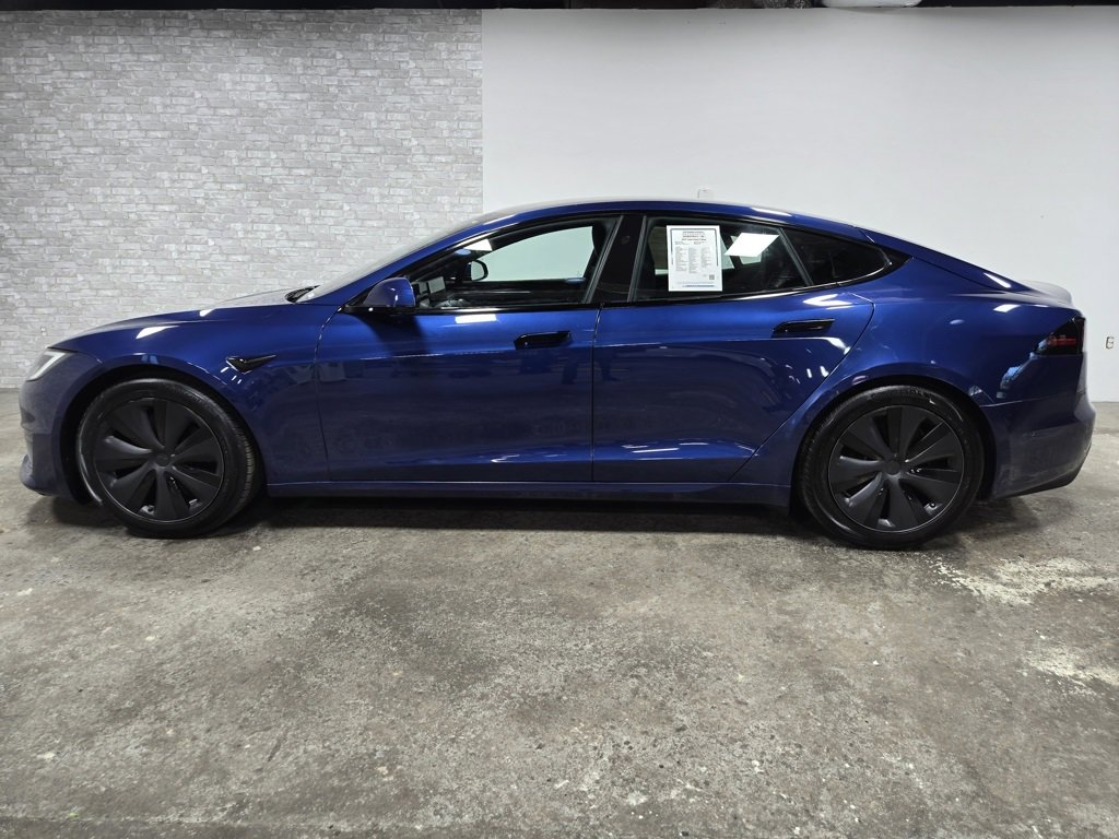 Used 2022 Tesla Model S image 2