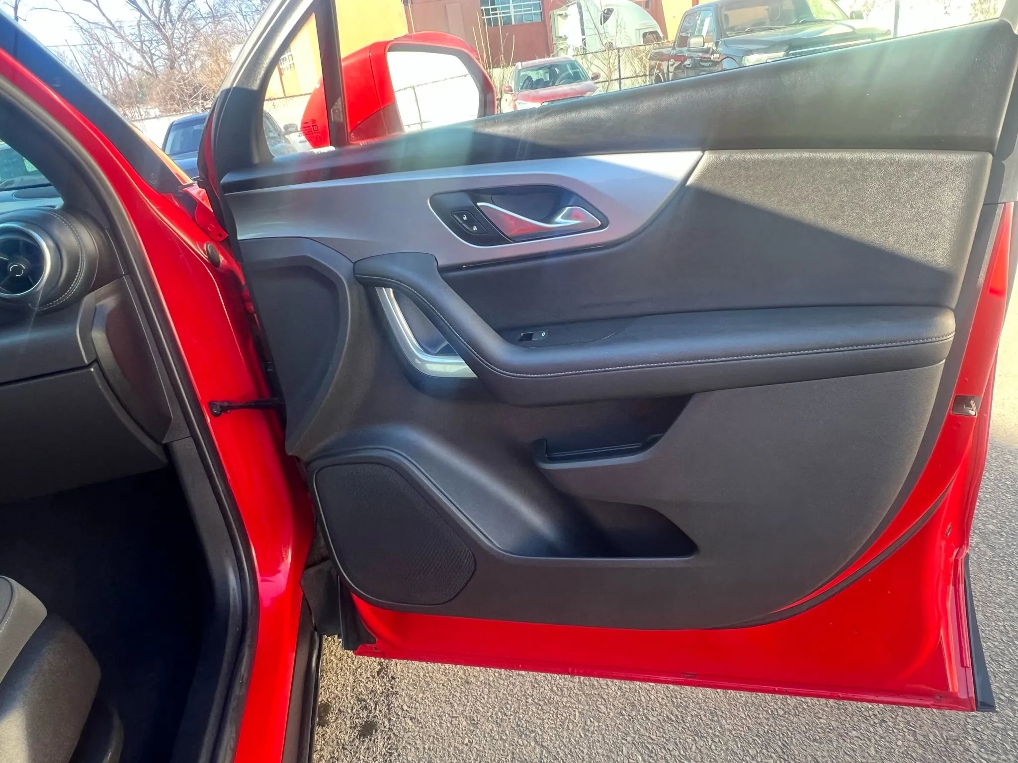 Used 2019 Chevrolet Blazer LT image 30