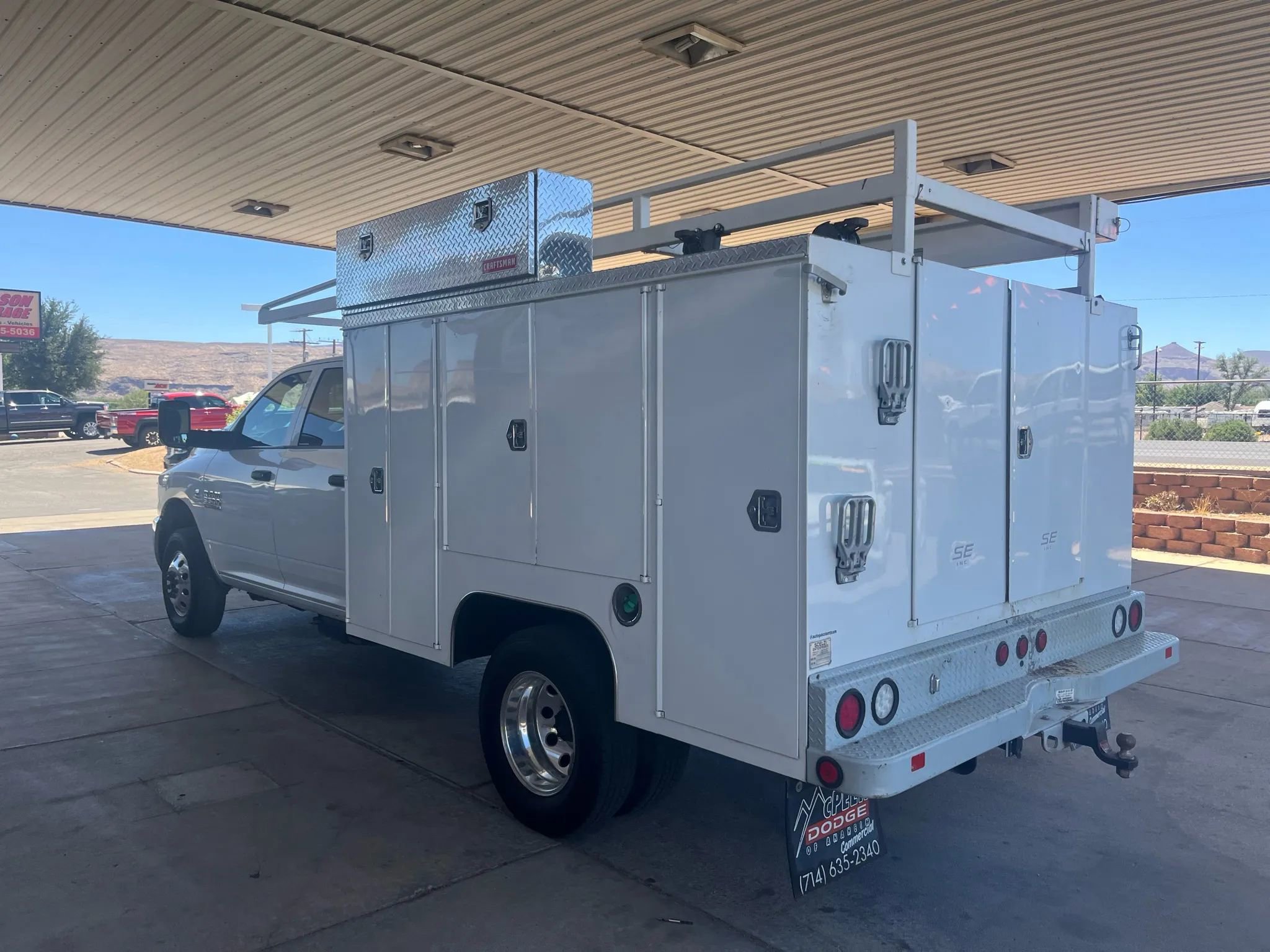 Used 2017 RAM 3500 Tradesman w/ Chrome Appearance Group image 7