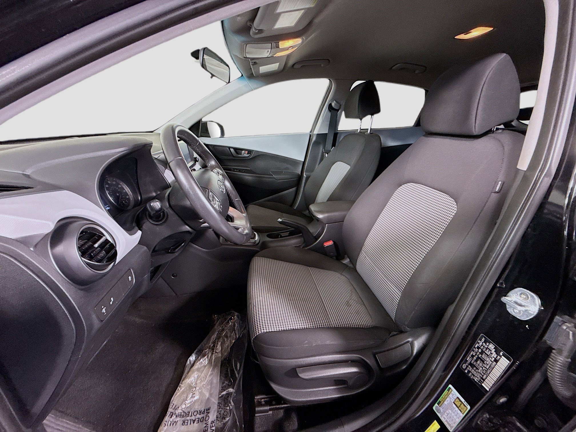 Used 2018 Hyundai Kona SEL image 22