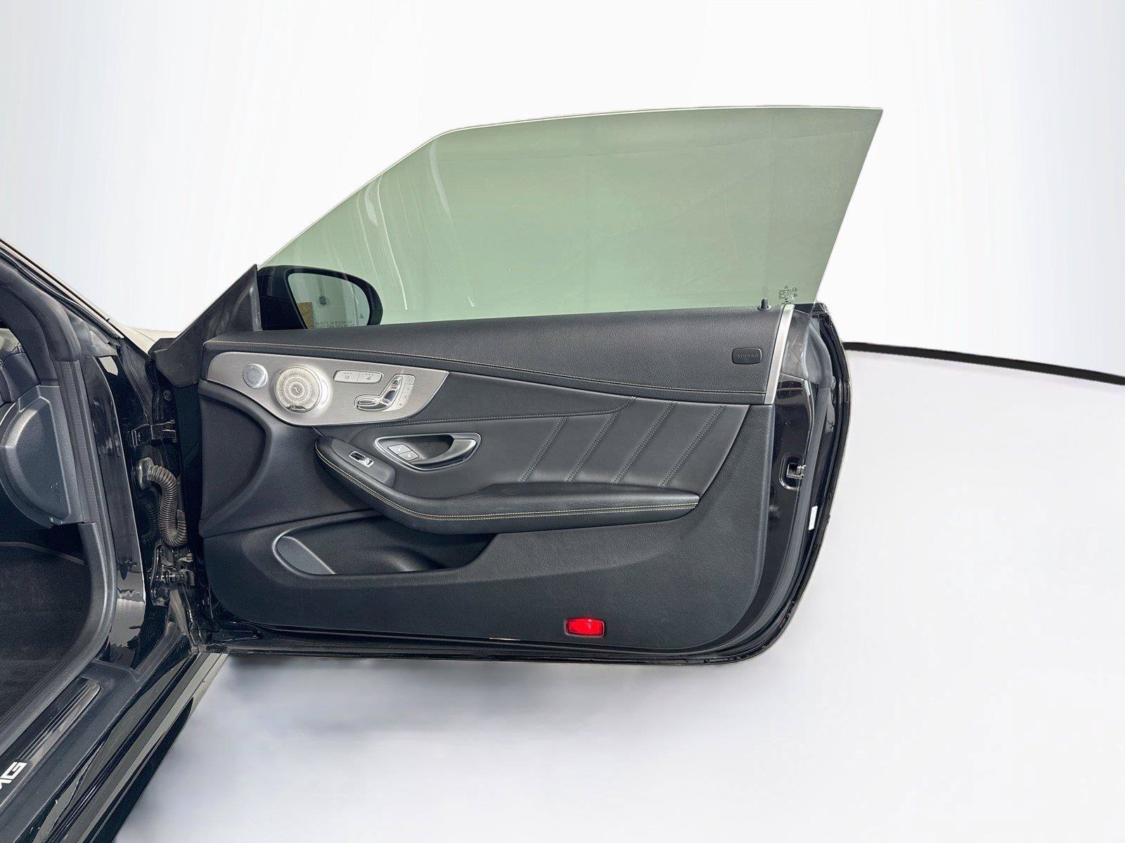 Used 2020 Mercedes-Benz C 63 AMG Cabriolet image 29