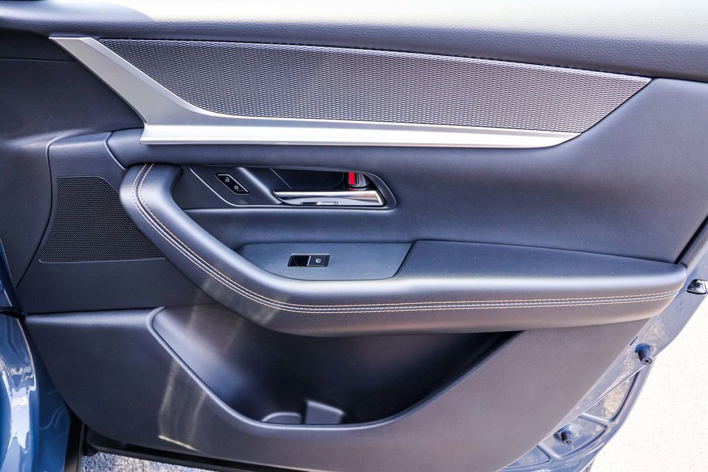 New 2025 MAZDA CX-70 Plug-In Hybrid w/ Premium Pkg image 47