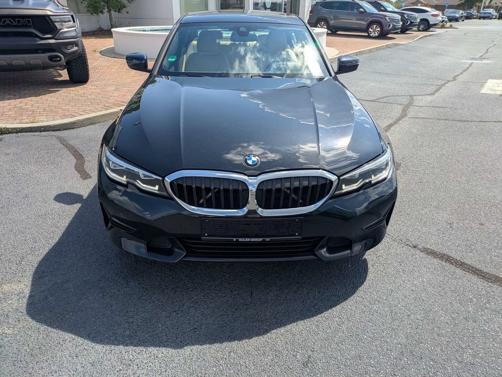 Used 2021 BMW 330i xDrive Sedan AWD/4WD image 10