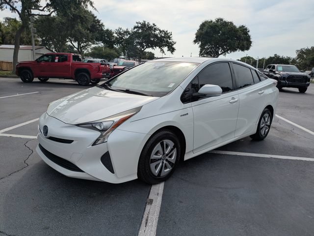 Used 2017 Toyota Prius Three FWD image 8